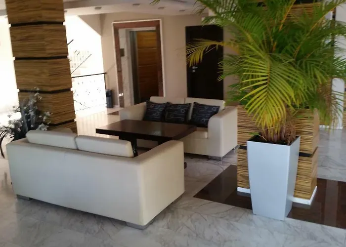 Apartment In River Park