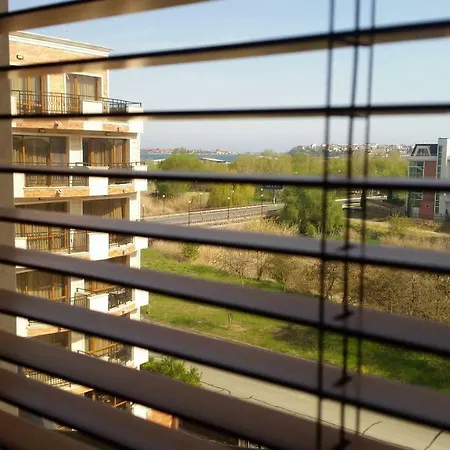 In River Park Lägenhet *