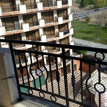 Апартаменти In River Park *