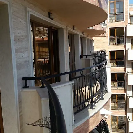 In River Park Apartman Napospart