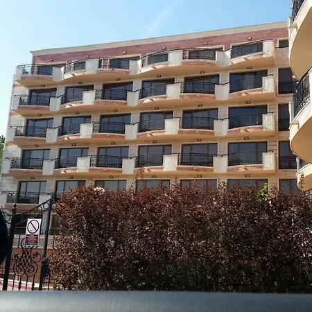 In River Park סאני ביץ'